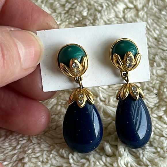 Vintage Glam Tear Drop Blue Rhinestone Statement Earrings - Picture 1 of 4